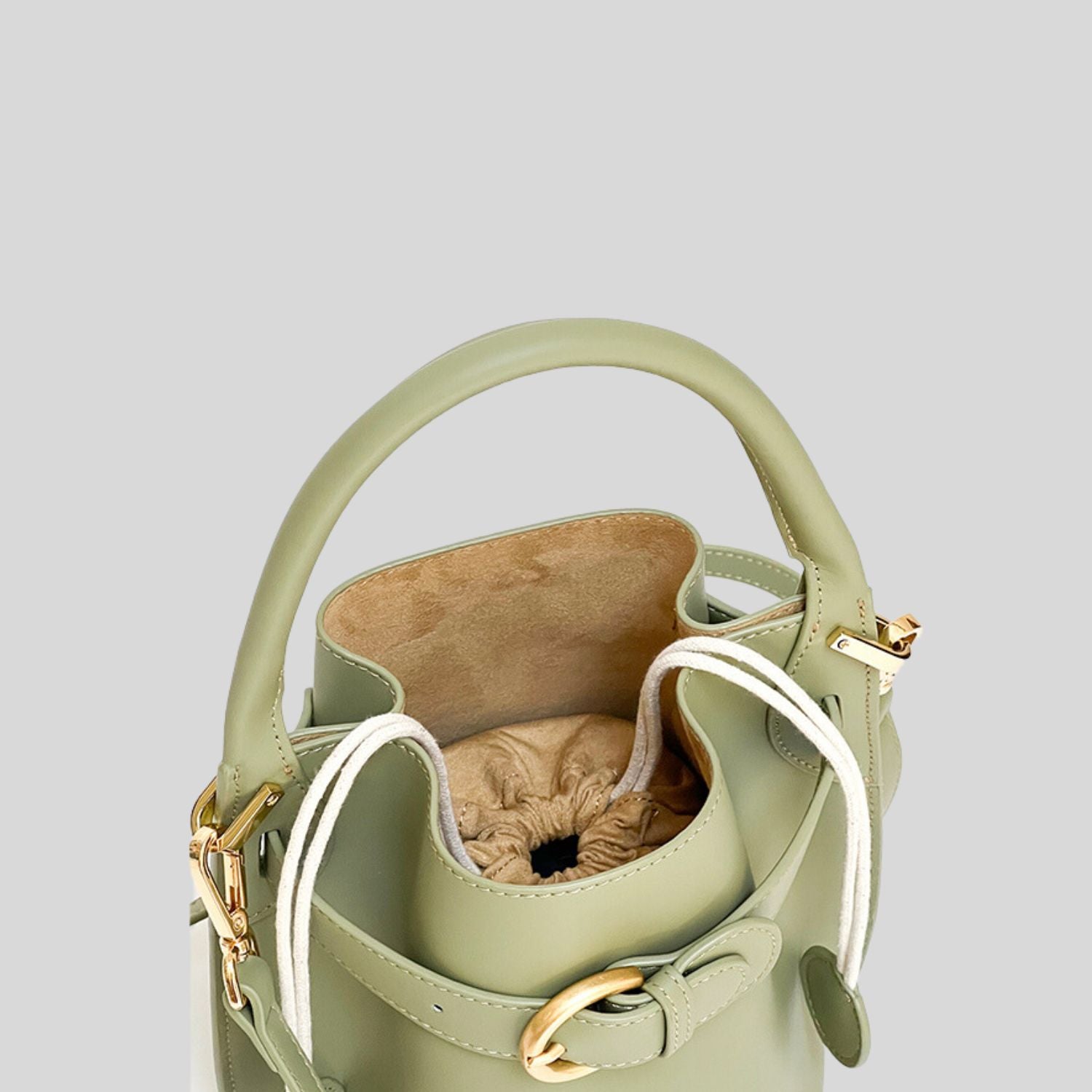 Donata Bucket Leather