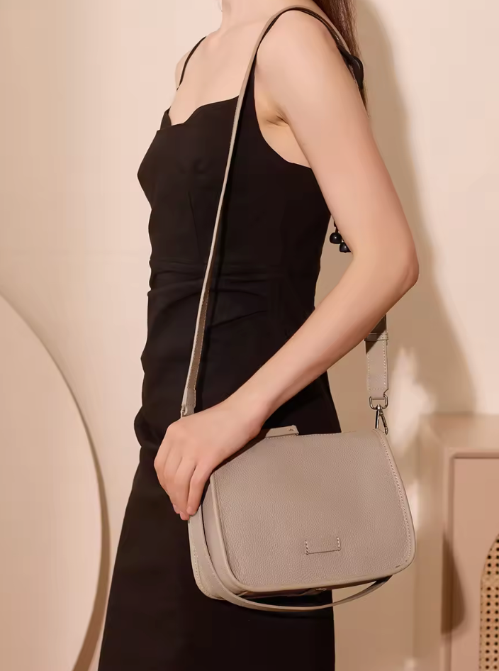 Minina Shoulder Bag